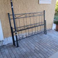 Letto matrimoniale in ferro battuto