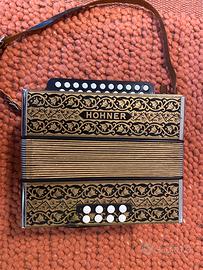 Organetto diatonico Hohner Pokerwork Do/Fa (C/F)