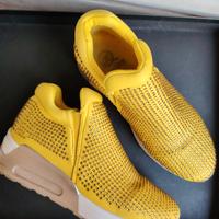 Scarpe gialle con brillantini - misura 37
