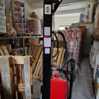 Stoccatore / transpallet semi-elettrico 1000KG