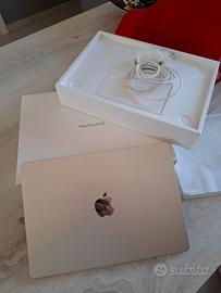 macbook air M2 8gb,256 memoria,color Silver