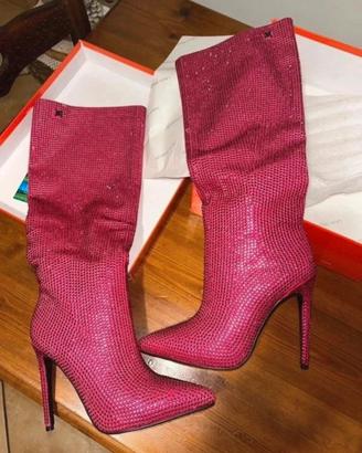 Stivali con tacco fucsia Laura Biagiotti-Nuovi