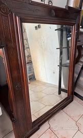 Grande specchio antico da parete in legno massello