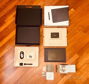 Tavoletta grafica Wacom Intuos Pro Medium PTH-651