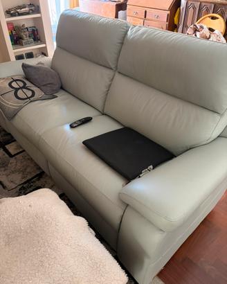 Divano Poltronesofà 3 posti in pelle con Relax