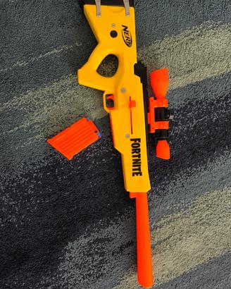 nerf fortnite con colpi più  uno più picc