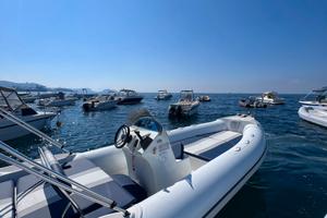 GOMMONE 40 CAVALLI 635 battello 2022 motore 2021