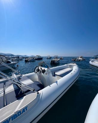 GOMMONE 40 CAVALLI 635 battello 2022 motore 2021