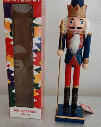 schiaccianoci in legno altezza 35cm