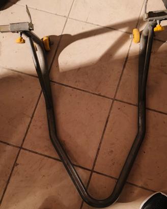 Cavalletto posteriore moto