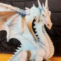 Action figure fantasy Drago Bianco Grawlbane