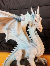 Action figure fantasy Drago Bianco Grawlbane