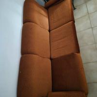 Salotto con divano letto e due poltrone