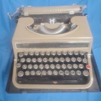 macchina da scrivere olivetti studio 42 originale