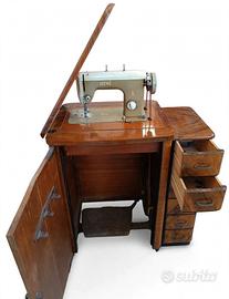 Mobile vintage 50 in radica di noce