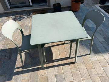 Set giardino tavolo e 2 sedie