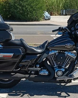 Harley Davidson Electra Glide 