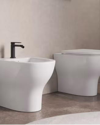 coppia sanitari nuovi 
