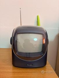 Majestic tv vintage anni 2001