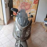 Scooter Satelis 400
