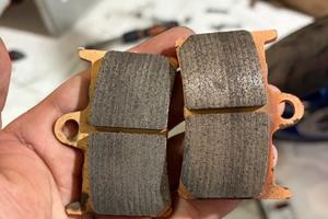 2 set di Pastiglie freno Yamaha OEM R1/MT10