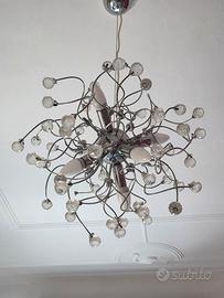 lampadario con palline in cristallo