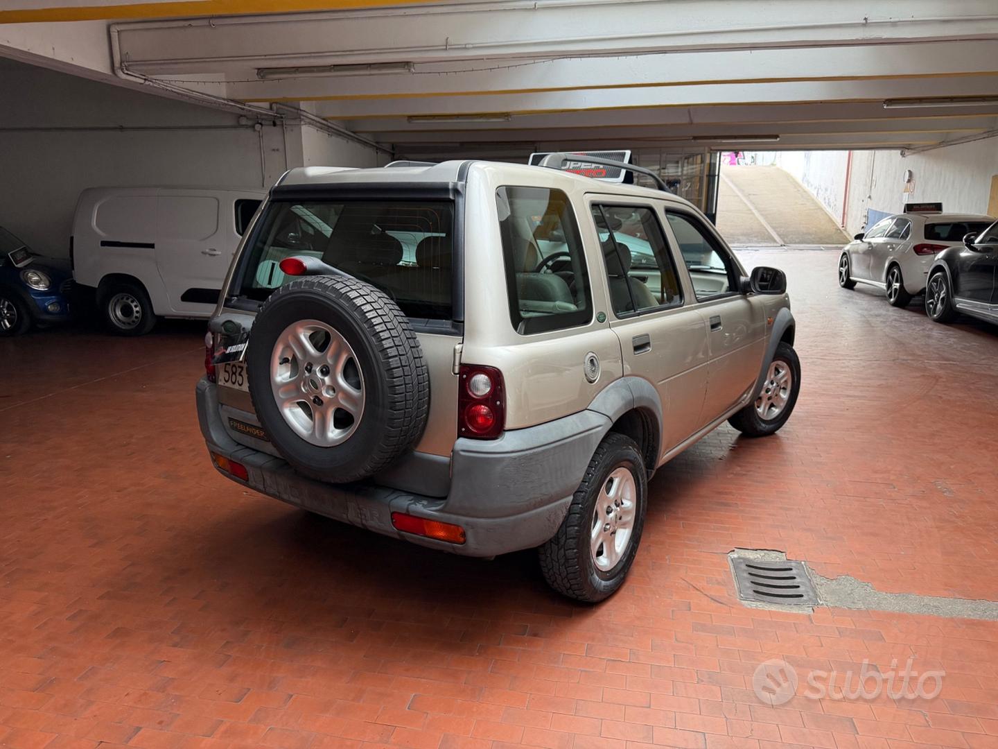 Land Rover Freelander 2000 photo 3