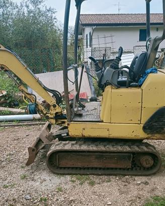 escavatore komatsu