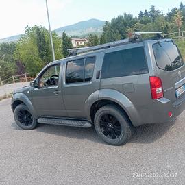 Nissan Pathfinder 