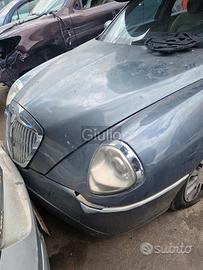 Lancia thesis ricambi