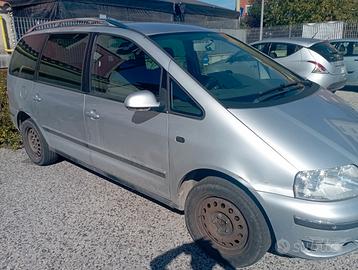 VOLKSWAGEN Sharan 1° serie - 2008