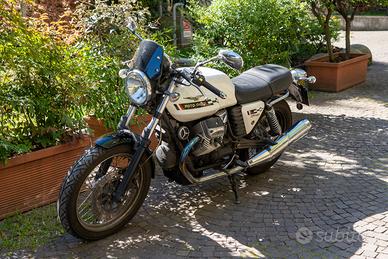 Moto Guzzi V7 Cafè Classic C2010