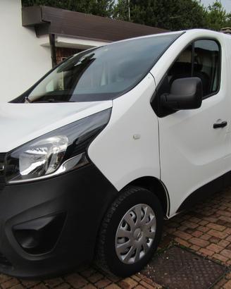 Opel Vivaro 1.6 cdti 120 cv Euro 6B (NO IVA) Motor