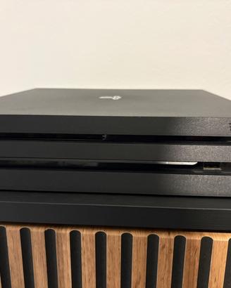 PS4 PRO