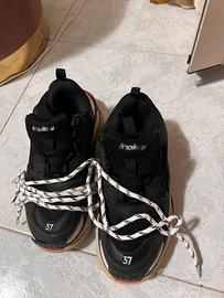 Balenciaga Triple S nere/rosse - Taglia 37