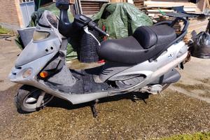 Kymico 125 dinky da sistemare