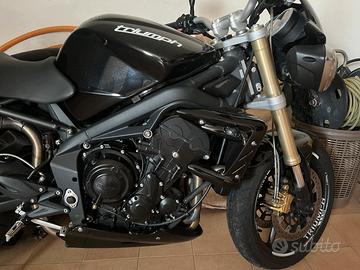 Street triple 675