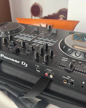 Pioneer DDJ REV1 consolle