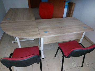 set scrivania ufficio completo con poltrona