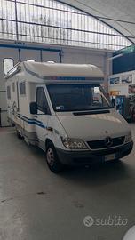 Adria STARGO 665SP MERCEDES 316 156cvcon portamoto