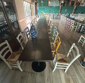 Sedie impagliate colorate