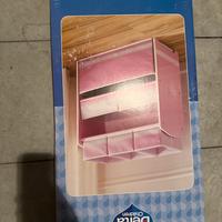 Scaffale contenitore per bimba