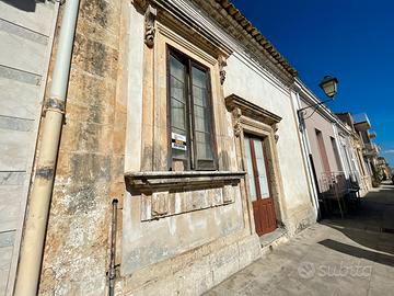 Casa indipendente Corso Vitt. Emanuele