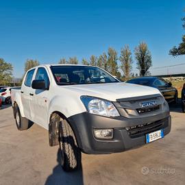 Isuzu D-Max N60 Isuzu D-Max D-Max 2.5 td crew Sate