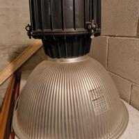 N. 5 lampade  industrial