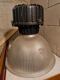 N. 5 lampade  industrial