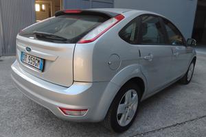 Ford Focus 2.0 gpl garanzia
