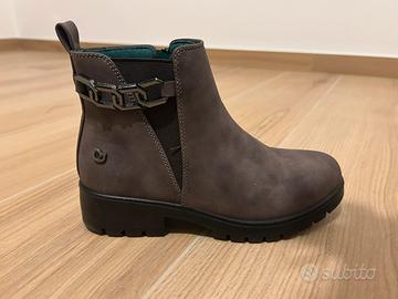 Stivaletti donna in ecopelle