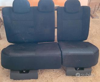 Sedili Daihatsu Sirion