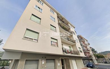 VIA FIRENZE - TRILOCALE CON POSTO AUTO CONDOMINIAL